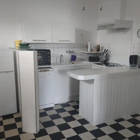 Charmant Appartement Pornic شقة *